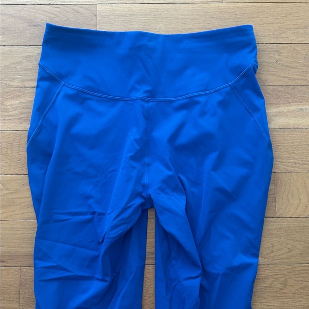 Lululemon Blue Base Pace HR Tight Cropped Crop Length 23” Women's Size 14 Royal - Picture 7 of 11